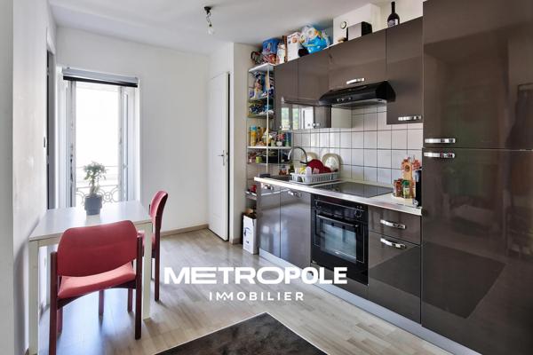 Appartement 7 pièce(s) 184 m²
