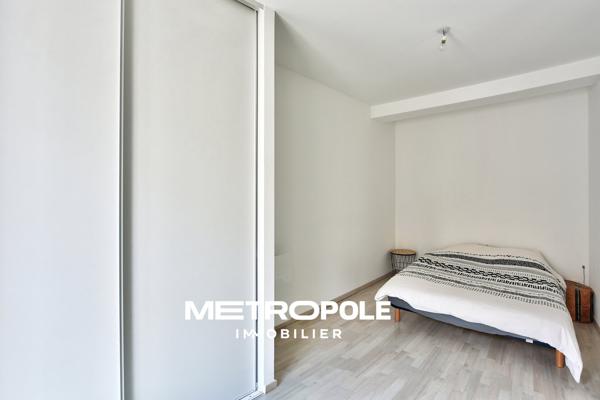 Appartement 7 pièce(s) 184 m²