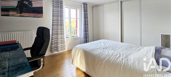 Maison à vendre 7 pièces 228 m² Magny-le-Hongre