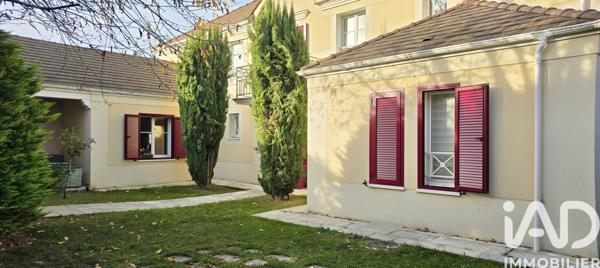 Maison à vendre 7 pièces 228 m² Magny-le-Hongre