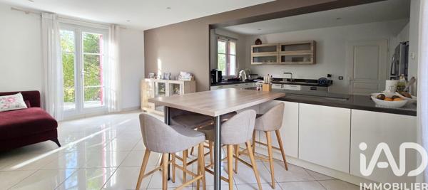 Maison à vendre 7 pièces 228 m² Magny-le-Hongre