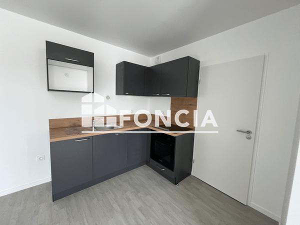 Location Appartement 2 pièces 42.63 m² - Laval 53000