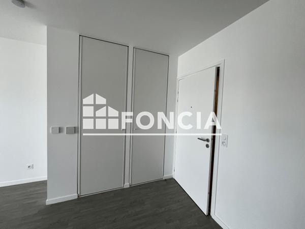 Location Appartement 2 pièces 42.63 m² - Laval 53000