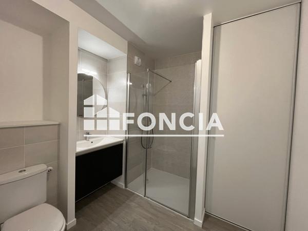Location Appartement 2 pièces 42.63 m² - Laval 53000