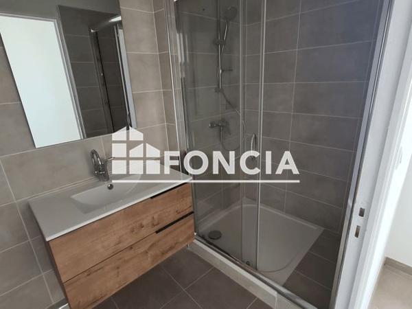 Location Appartement 3 pièces 51.71 m² - 11 RUE LITTRE Nimes 30000