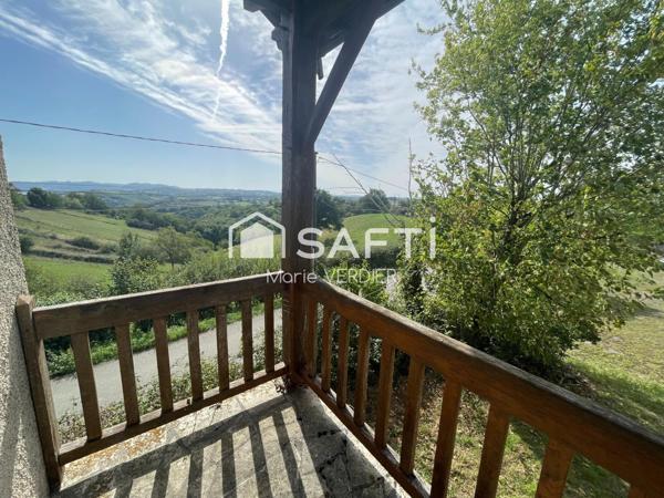 Maison de 290 m2 comprenant 3 logements dans un environnement naturel