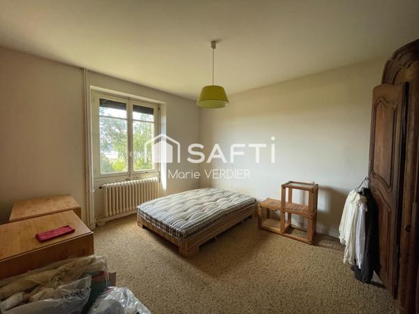 Maison de 290 m2 comprenant 3 logements dans un environnement naturel