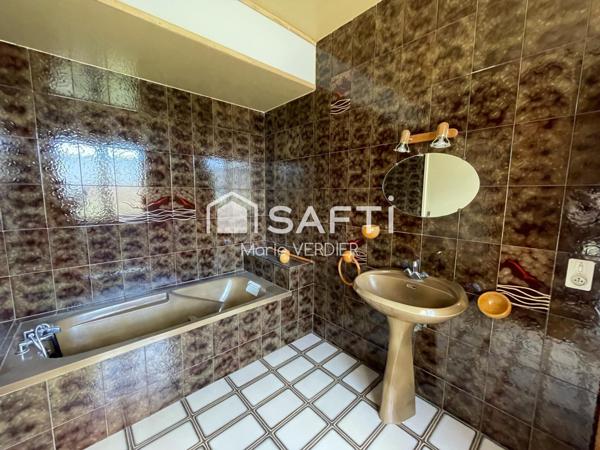 Maison de 290 m2 comprenant 3 logements dans un environnement naturel