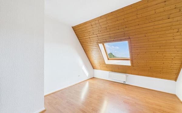 Appartement à louer    5 pièces • 115 m2 Holtzheim