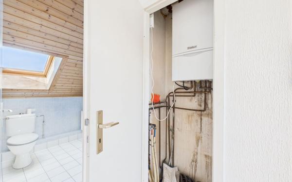 Appartement à louer    5 pièces • 115 m2 Holtzheim