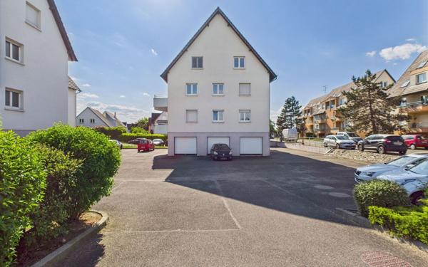 Appartement à louer    5 pièces • 115 m2 Holtzheim