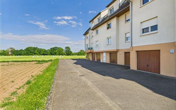 Appartement à louer    5 pièces • 115 m2 Holtzheim