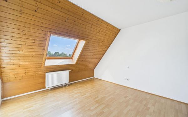 Appartement à louer    5 pièces • 115 m2 Holtzheim