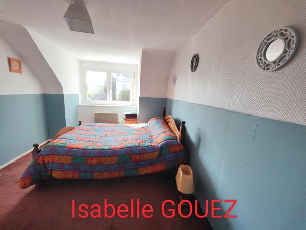 LOT: 2 TERRAINS CONSTRUCTIBLES + MAISON A RENOVER