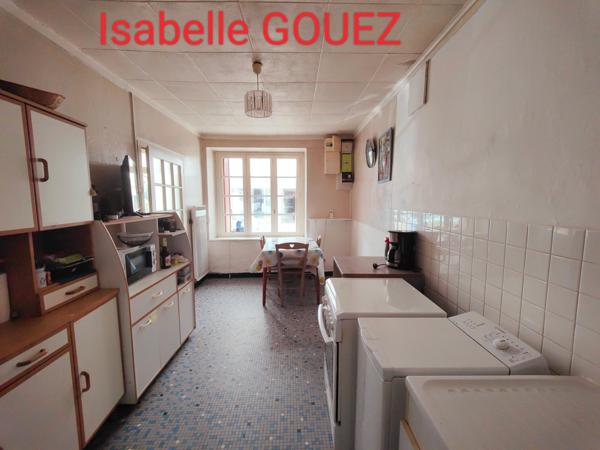 LOT: 2 TERRAINS CONSTRUCTIBLES + MAISON A RENOVER