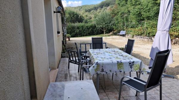 Ensemble de deux maisons à vendre 7 pièces proche Martel (46)