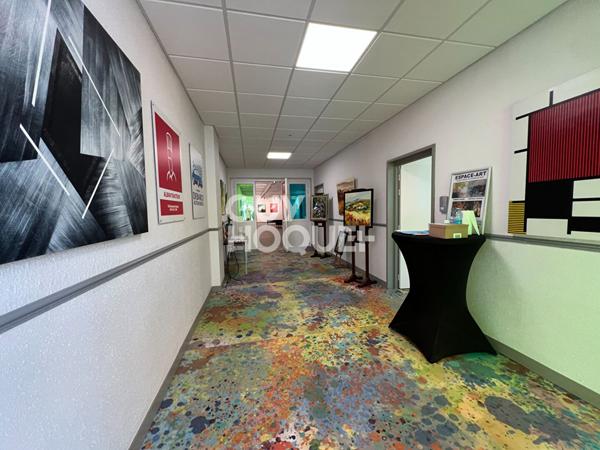 À LOUER ? Local / Bureaux 350 m² ? Place Fernand Pelloutier ? ALBI