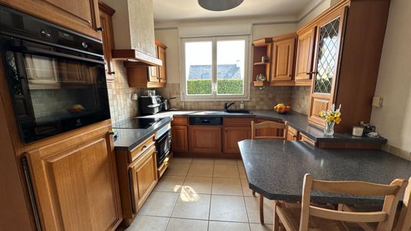 FOUESNANT, BEG-MEIL, jolie maison de 171m², 6 chambres, plage à pied !
