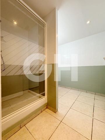 Appartement de Plain-pied avec parking F2 (53 m²) à louer à JEUMONT