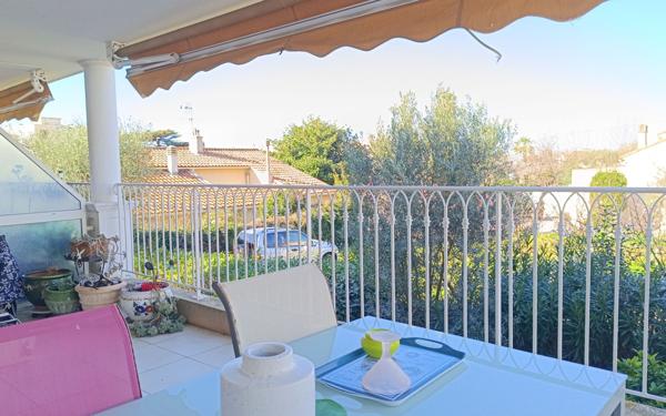 Appartement à vendre    3 pièces • 68 m2 Six-Fours-les-Plages
