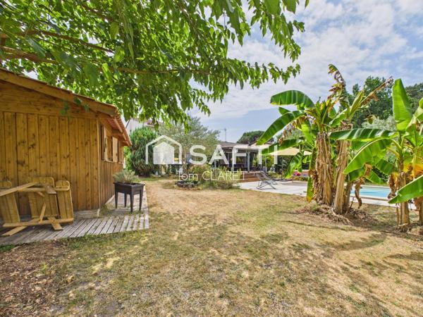 Maison 4 chambres avec piscine, garage et chalet à Cestas Gazinet