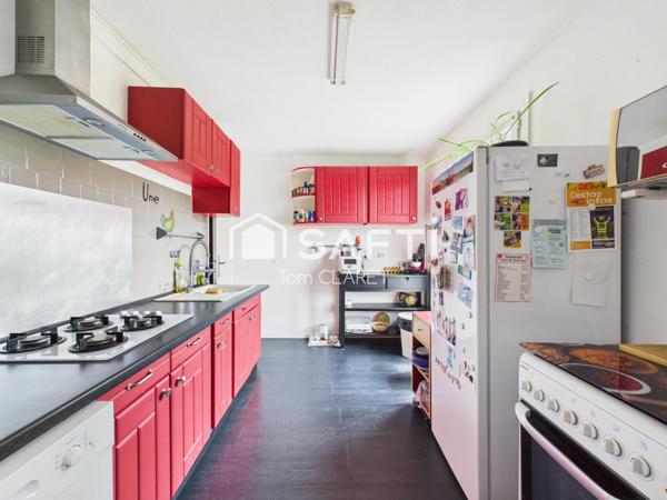 Maison 4 chambres avec piscine, garage et chalet à Cestas Gazinet