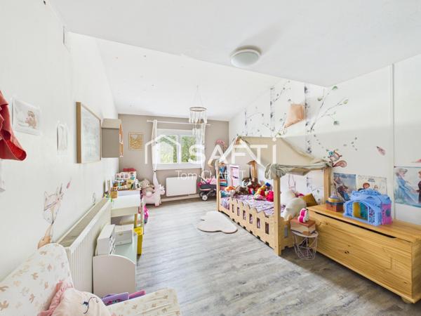 Maison 4 chambres avec piscine, garage et chalet à Cestas Gazinet