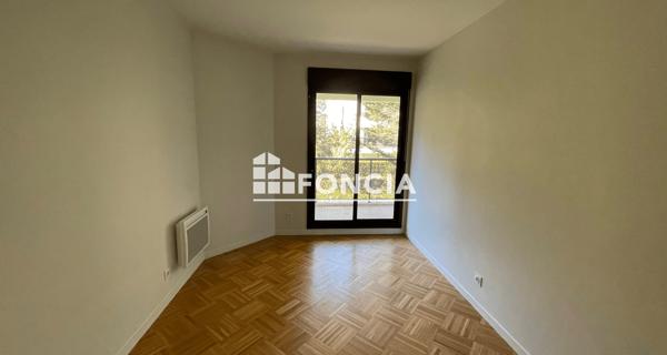 Location Appartement 4 pièces 99.8 m² - ÉCully 69130