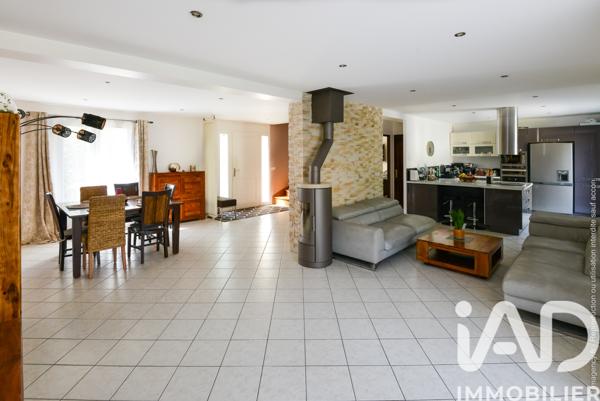 Maison à vendre 7 pièces 146 m² Cormeilles-en-Parisis