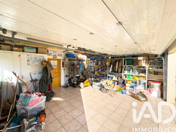 Maison à vendre 12 pièces 287 m² Ussac