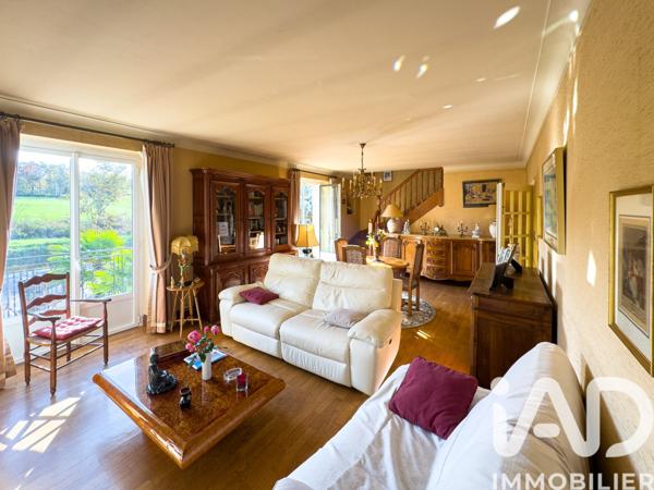 Maison à vendre 12 pièces 287 m² Ussac