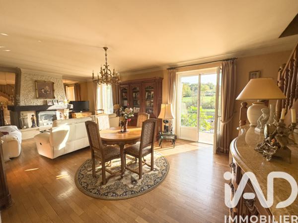 Maison à vendre 12 pièces 287 m² Ussac