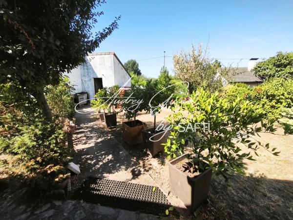 Maison de plain-pied – 4 chambres – 120 m² – Lencloître