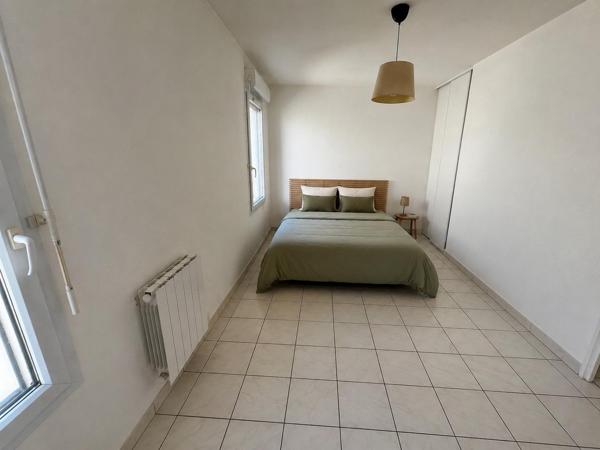 Duplex lumineux avec piscine, balcon et résidence fraîchement ravalée : un cadre de vie idéal aux portes de Bordeaux !