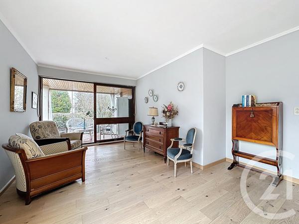 Appartement F2 à vendre  2 pièces - 58,39 m2 FONTENAY LE FLEURY - 78