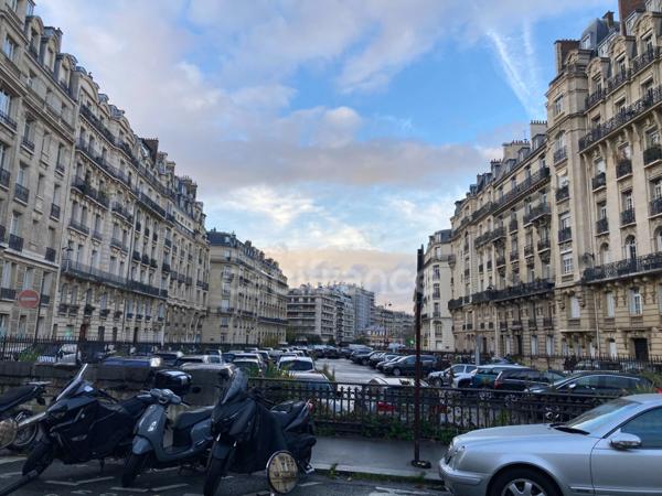 Appartement à vendre avec terasse 6 pièces PARIS 16EME ARRONDISSEMENT (75)