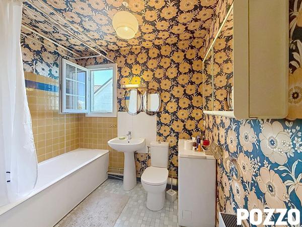 Trouville-sur-Mer Bel appartement traversant avec balcon, vue mer et parking TROUVILLE SUR MER