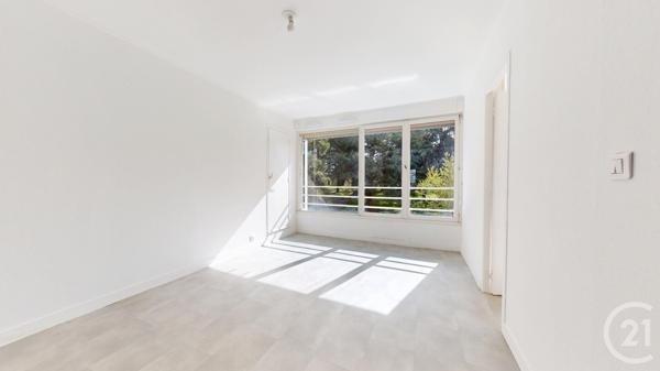 Appartement F4 à vendre  4 pièces - 71,25 m2 ST HERBLAIN - 44