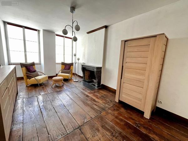 Maison restaurée à vendre à Langres en Haute-Marne (52200), ref : SGAUR115781