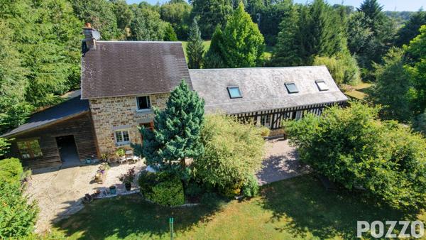 A VENDRE : Propriété d'exception - Longère normande de charme sur 5 hectares avec étang et dépendance MORTAIN BOCAGE