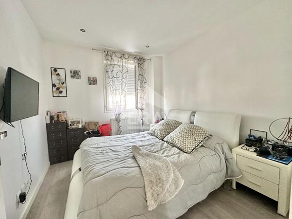 Maison 4 pièces à vendre à Sartrouville - Bon état, 74 m², terrain 143 m²