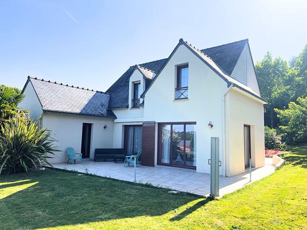 Fégréac (44460) Maison contemporaine - 4 chambres - 158m2 - Fégréac (44)