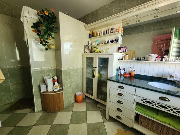 Maison Esvres 7 pièce(s) 246 m2