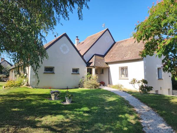 Maison Esvres 7 pièce(s) 246 m2