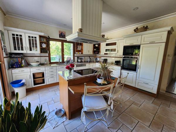 Maison Esvres 7 pièce(s) 246 m2