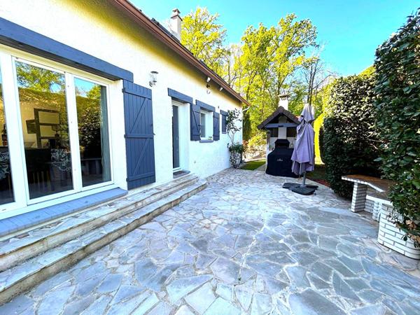 Maison Vernouillet 7 pièce(s) 200 m2 €730 000 ** - Référence 1099