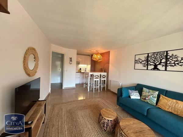 Appartement à louer 2 pièces 40.11m² Fréjus (83600)