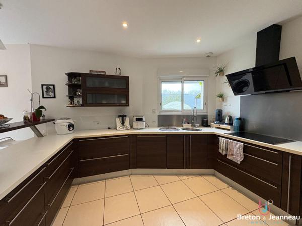 Maison à Saint-Denis-de-Gastines