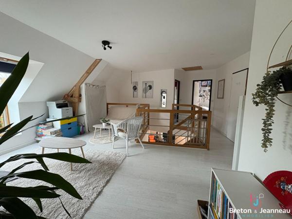 Maison à Saint-Denis-de-Gastines