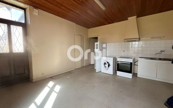 Immeuble à vendre    11 pièces •  Missillac